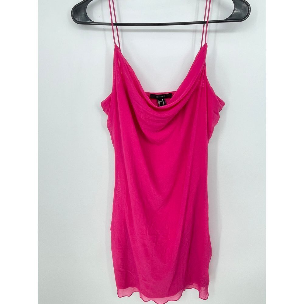 Forever 21 size M Vibrant spaghetti strap Fuchsia Maxi Dress